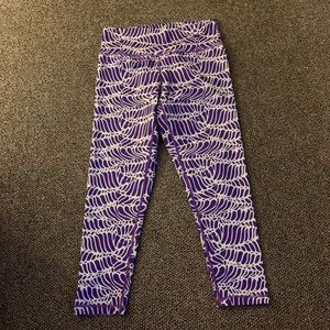 SOLD! 🎉 Patterned Crop Leggings